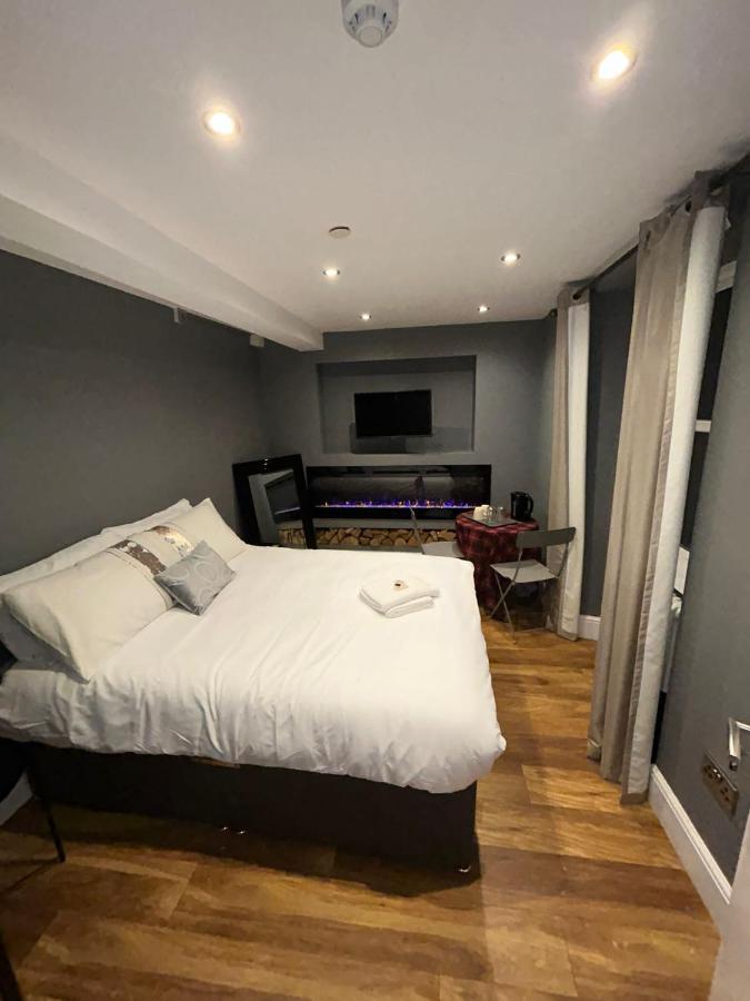 Appartamento Cosy Double Bed With Fire Place Edimburgo Esterno foto